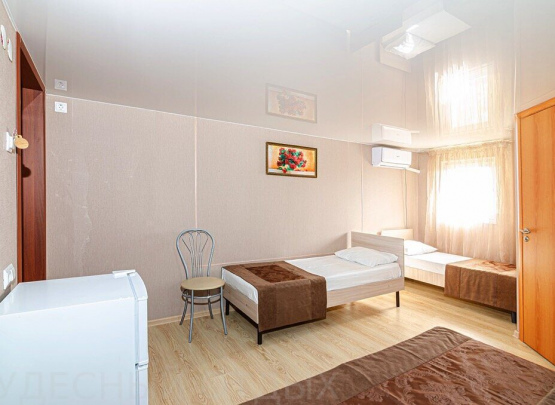 Гранат, Гостевой дом , Джемете 2